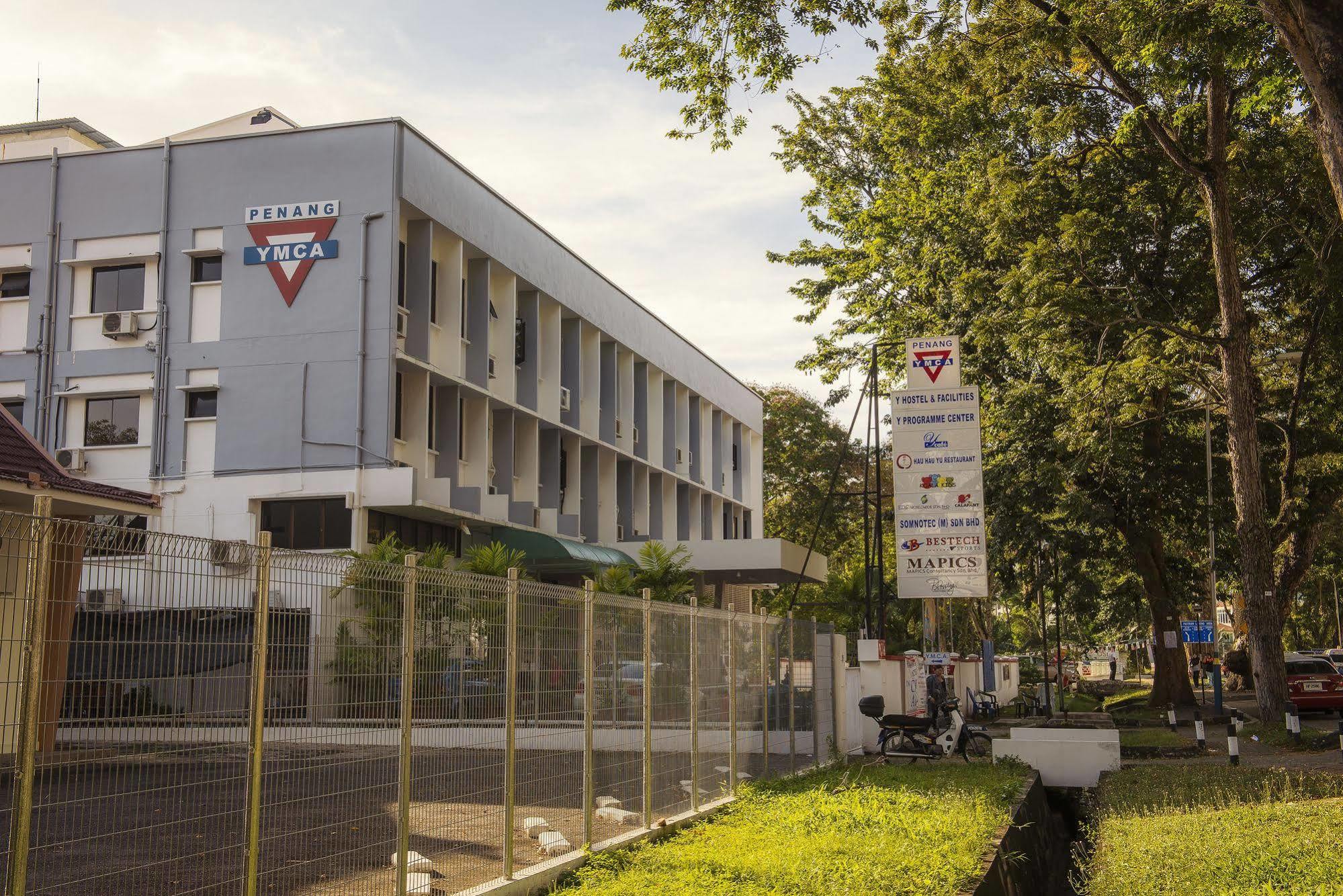 Хостел Ymca Penang Джорджтаун Экстерьер фото